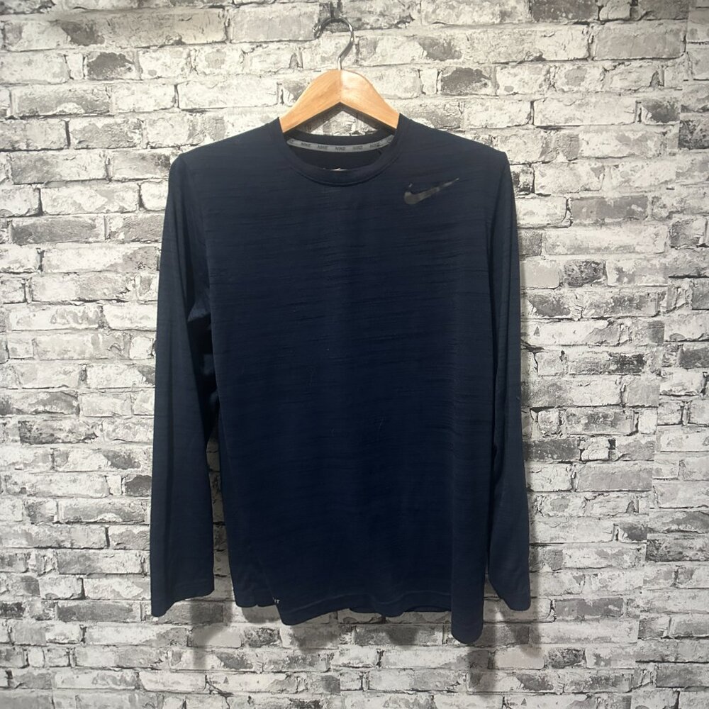 EUC Nike Dri- Fit Long Sleeve Shirt Size L